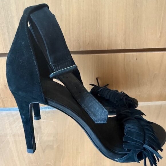Pre-Loved Joie Black Suede Sandals with Fringe - Size 37 - Picture 5 of 7